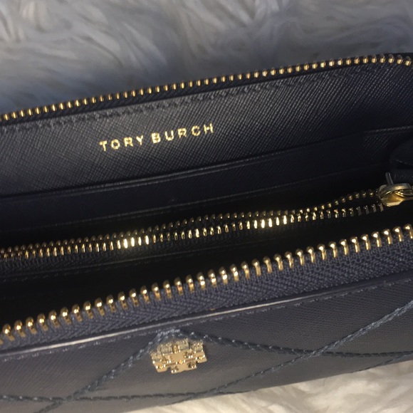 Tory Burch Wallet - Picture 3 of 5